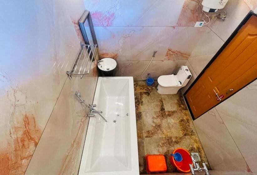 فندق Saptarang Residency Panhala