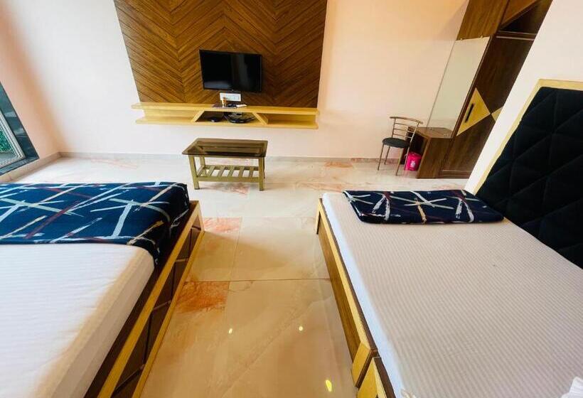 فندق Saptarang Residency Panhala