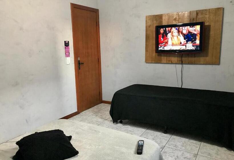 Regi House Hostel