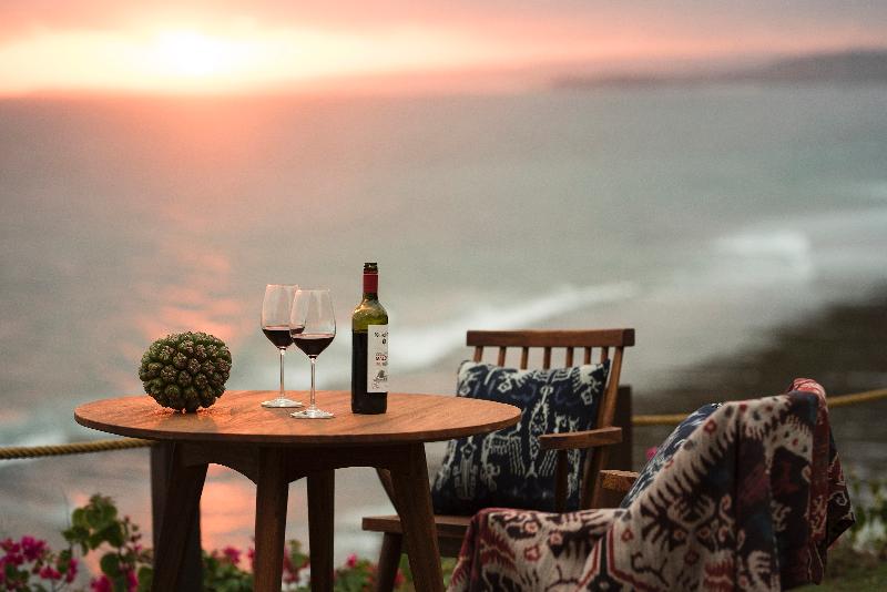 فندق Lelewatu Resort Sumba