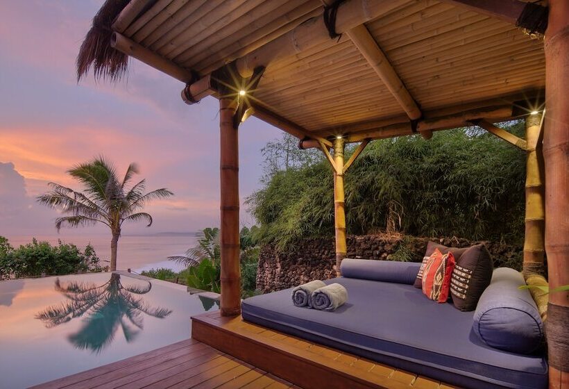 فندق Lelewatu Resort Sumba