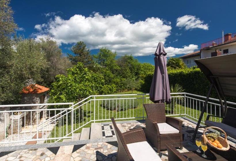 Apartment Josip Malin