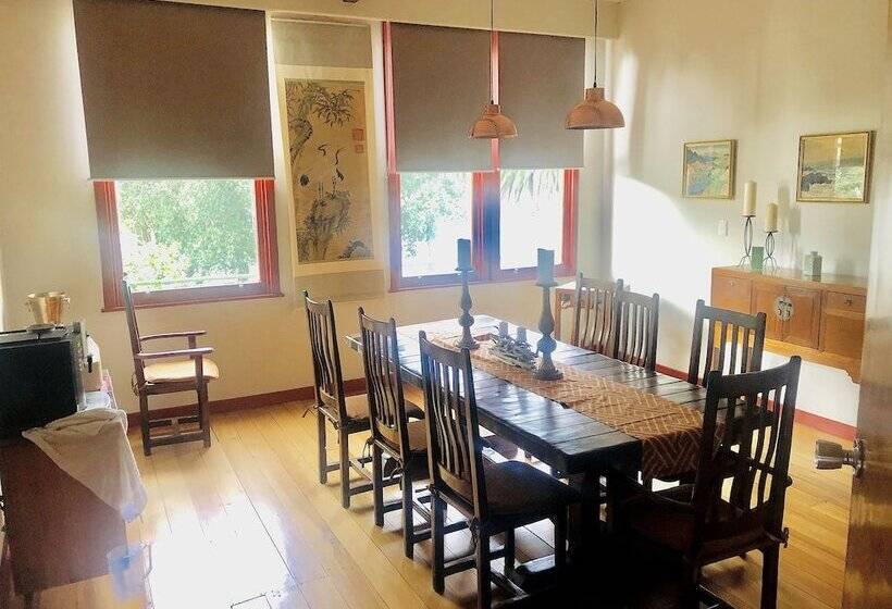 בית מלון כפרי Studios Hawkes Bay