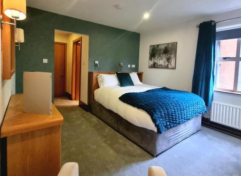 بنسيون Brennan Court Guest Accommodation