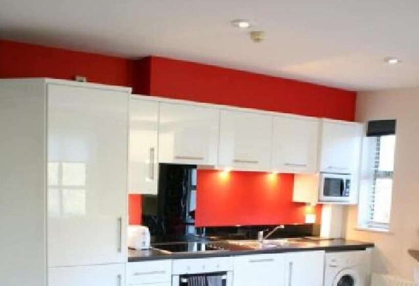 بنسيون Brennan Court Guest Accommodation