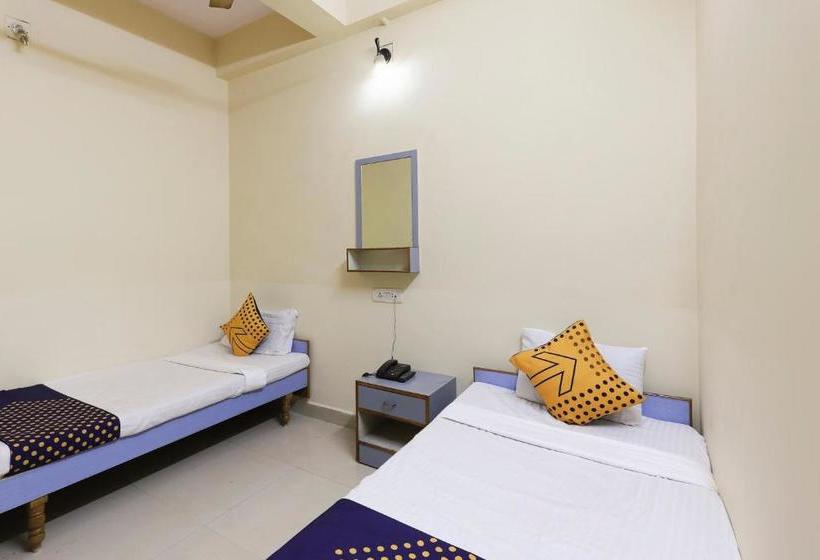 Отель Spot On 68002 Kasthabhanjan Guest House