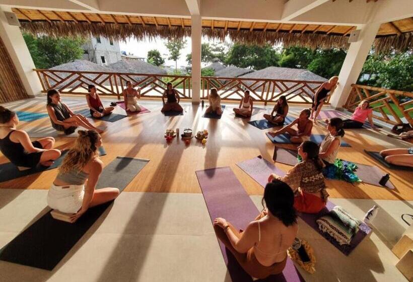 تختخواب و صبحانه Vikara