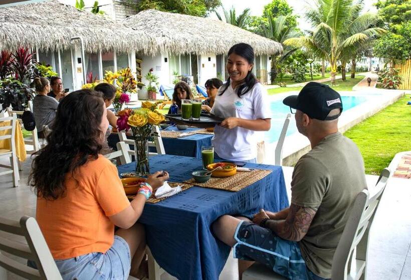 تختخواب و صبحانه Vikara