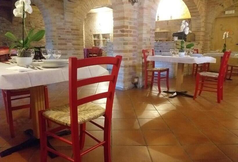 فندق B&b Resort Fonte La Castellana