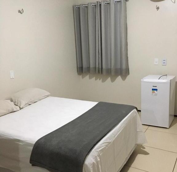 פנסיון Pousada Serrana