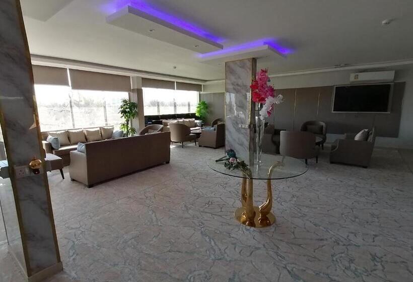 فندق Qasr Alshamal