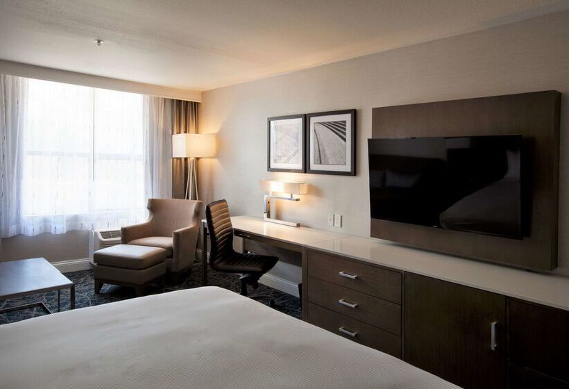 فندق Doubletree By Hilton Pomona