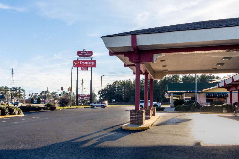 호텔 Econo Lodge Inn & Suites Conference Center Dublin