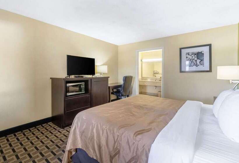 فندق Quality Inn