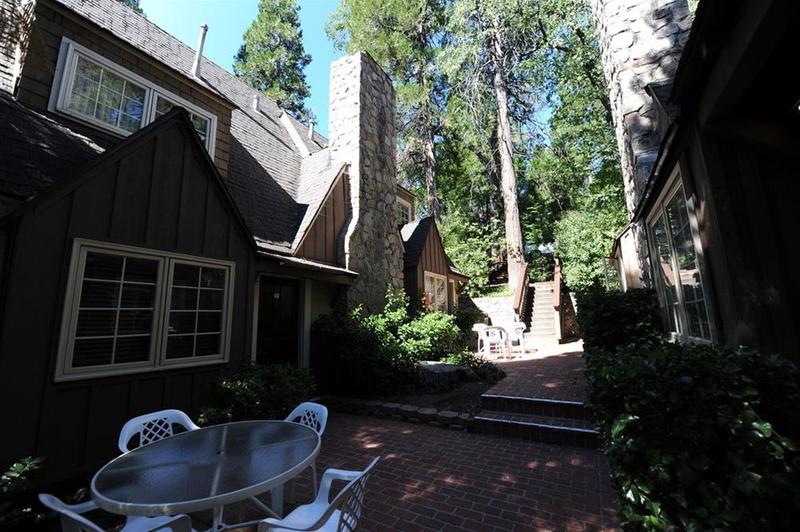 בית מלון כפרי Saddleback Inn At Lake Arrowhead