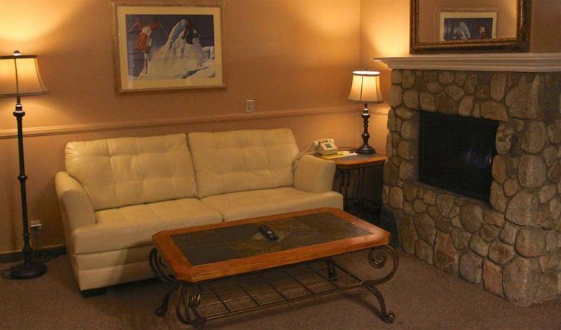 בית מלון כפרי Saddleback Inn At Lake Arrowhead