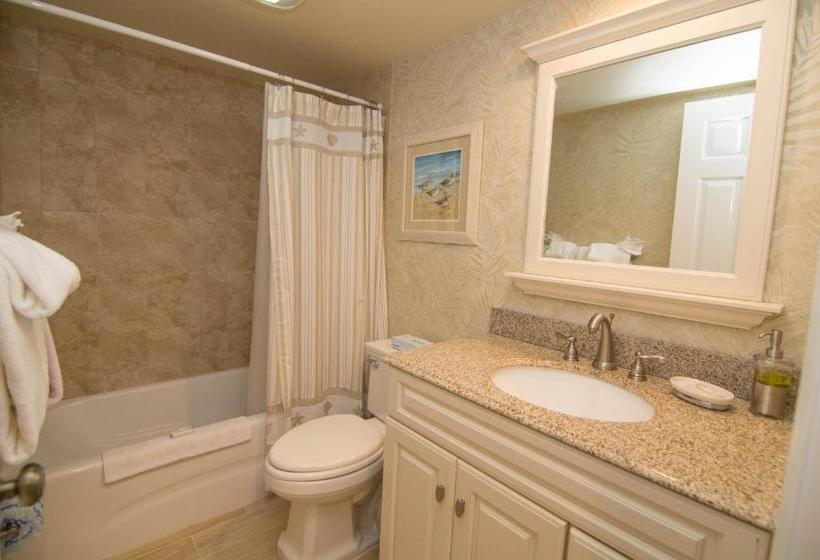 Shell Island Beach Club #7b