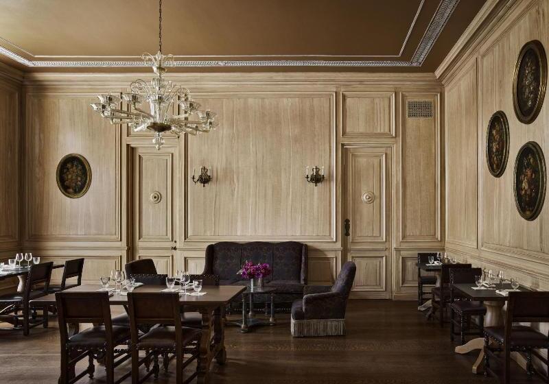 هتل Commodore Perry Estate, Auberge Resorts Collection