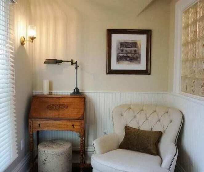 فندق Edwards House