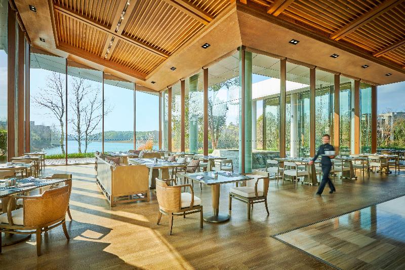 فندق Lushan West Sea Resort, Curio Collection By Hilton