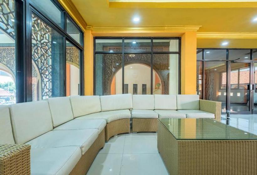 هتل Oyo 2100 At Taqwa Guest House Syariah