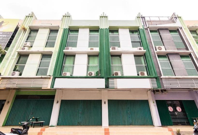 فندق Oyo 2818 Blessing Kost Batam