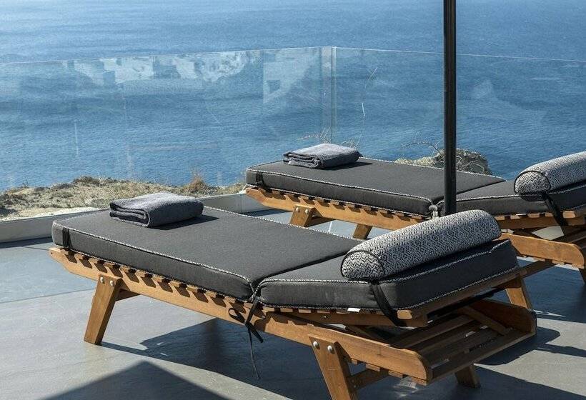 Pearl Of Caldera Oia Boutique Hotel By Pearl Hotel Collection