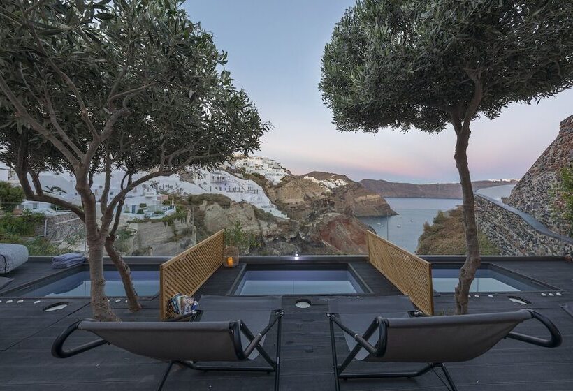 Pearl Of Caldera Oia Boutique Hotel By Pearl Hotel Collection
