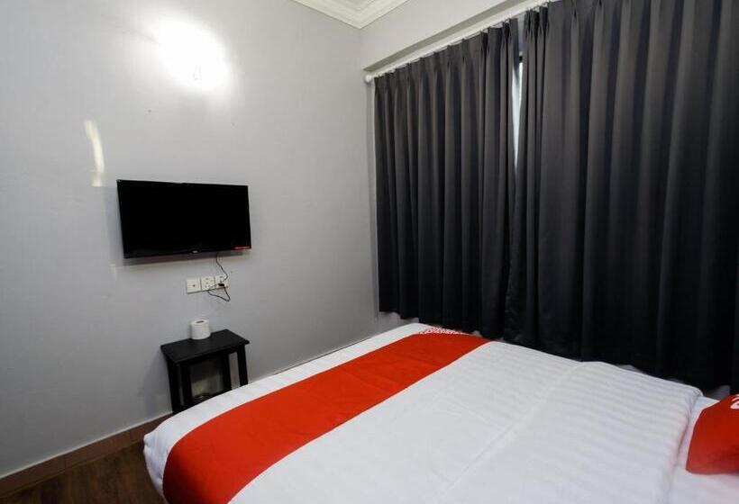 Dung Fang Hotel By Oyo Rooms