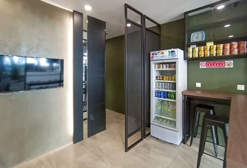 Dung Fang Hotel By Oyo Rooms