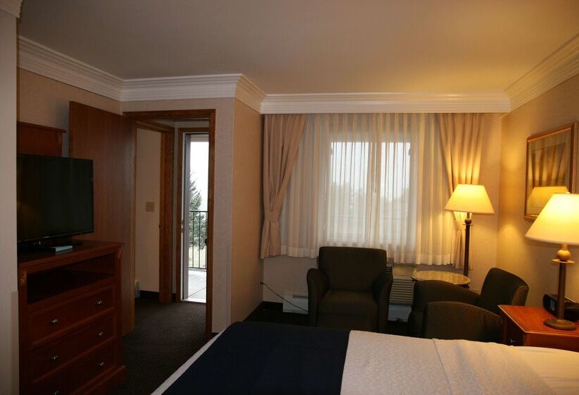هتل Best Western Plus Silver Saddle Inn