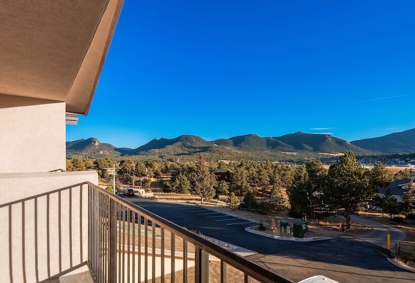 هتل Best Western Plus Silver Saddle Inn