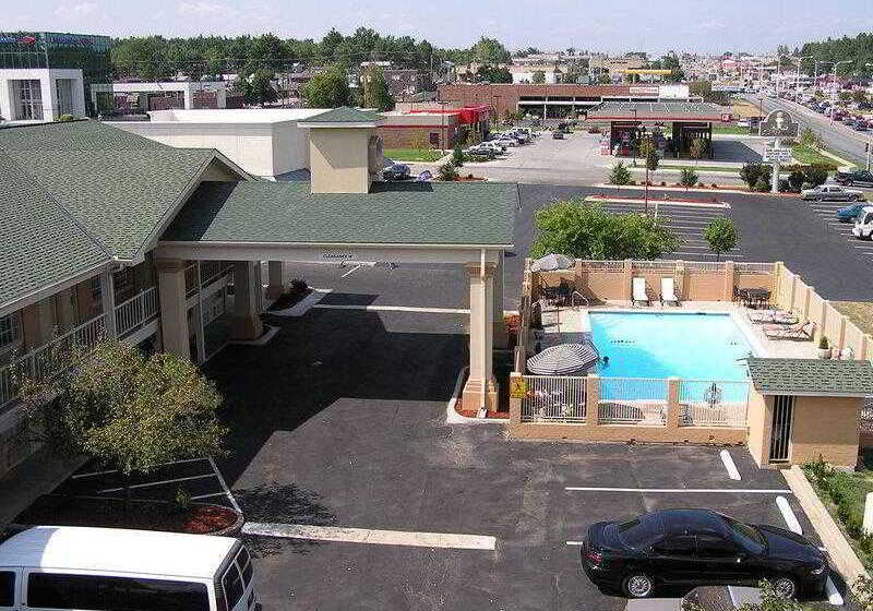 فندق Clear View Inn Independence