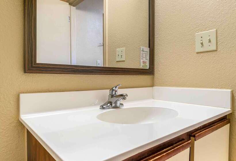 هتل Extended Stay America Select Suites   Detroit   Ann Arbor   University South