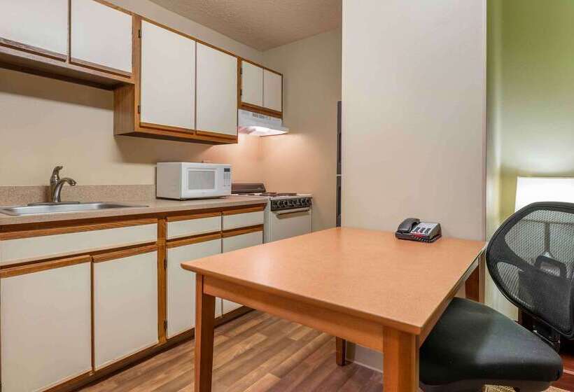 호텔 Extended Stay America Select Suites Indianapolis N Carmel