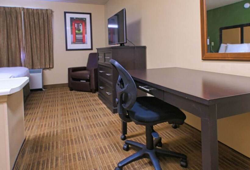 ホテル Suburban Studios Louisville East