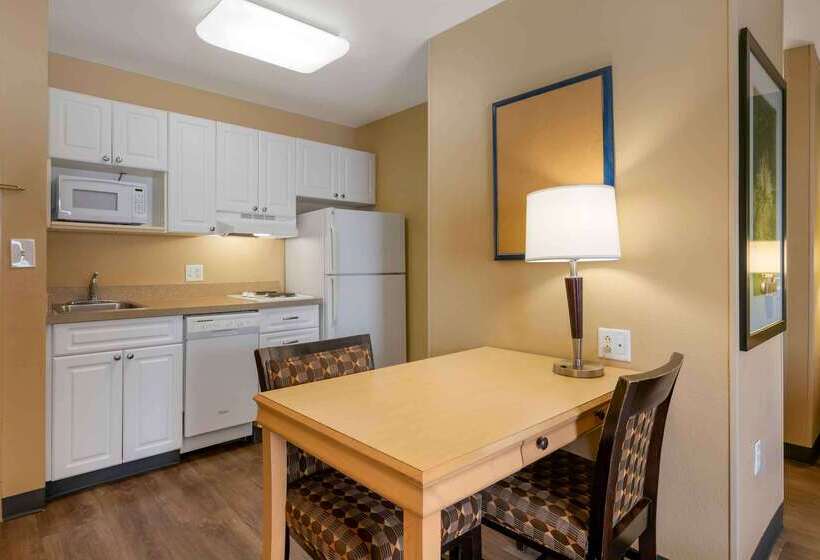 בית מלון כפרי Extended Stay America Suites   Orlando   Convention Center   Universal Blvd