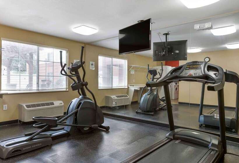 בית מלון כפרי Extended Stay America Suites  Phoenix  Scottsdale