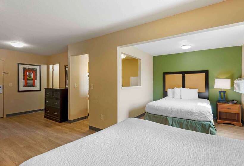 בית מלון כפרי Extended Stay America Select Suites   St Louis   Westport   Craig Road