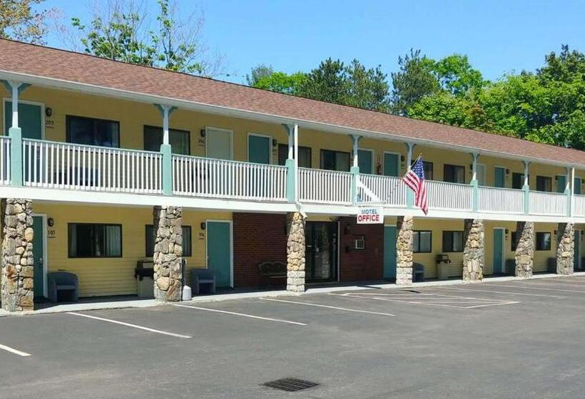 هتل Hampton Motor Inn