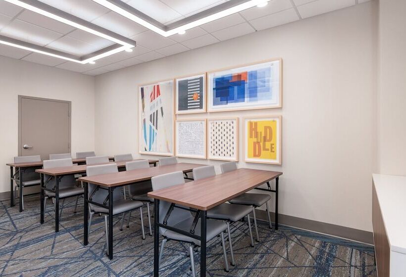 فندق Holiday Inn Express Atlanta West   Theme Park Area, An Ihg