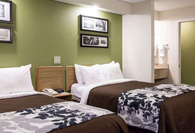 Отель Rodeway Inn At Six Flags