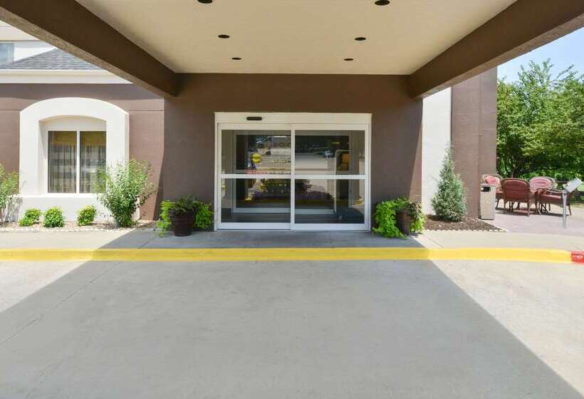 هتل Sleep Inn Fayetteville North