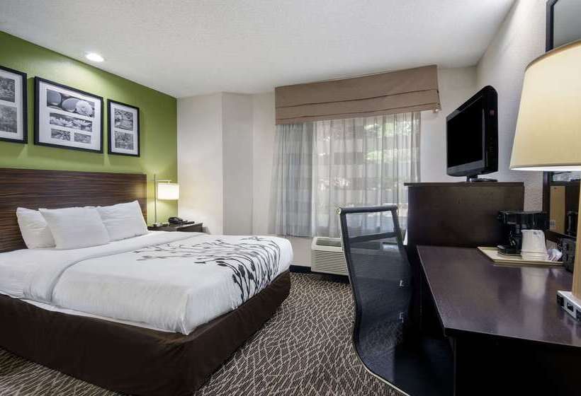 בית מלון כפרי Sleep Inn Hanes Mall