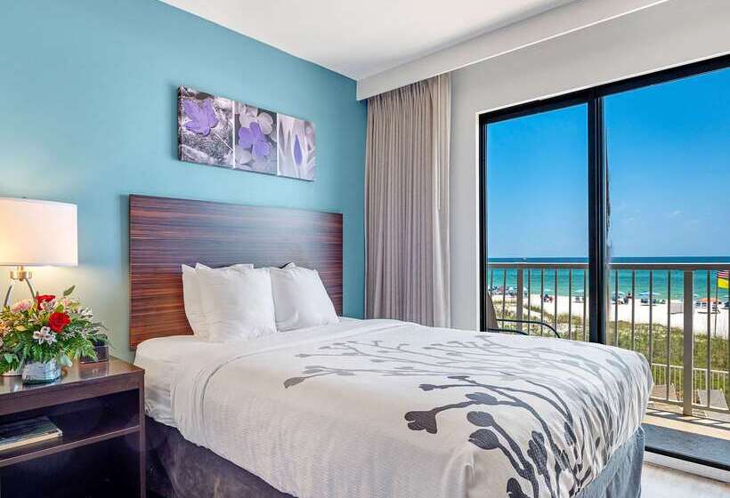 هتل Sleep Inn On The Beach