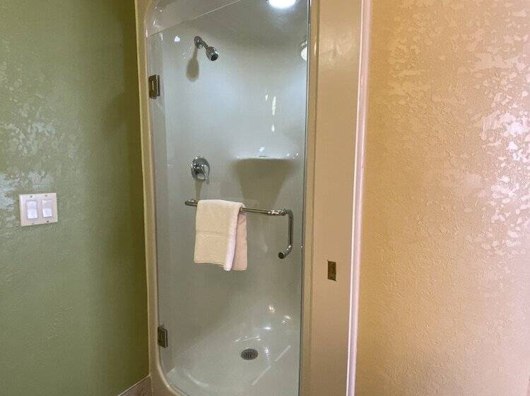هتل Sleep Inn & Suites