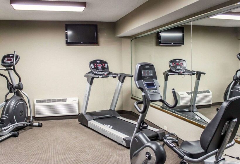 هتل Sleep Inn & Suites Spring Lake   Fayetteville Near Fort Liberty