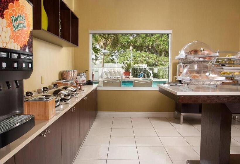 هتل Springhill Suites Fort Lauderdale Airport