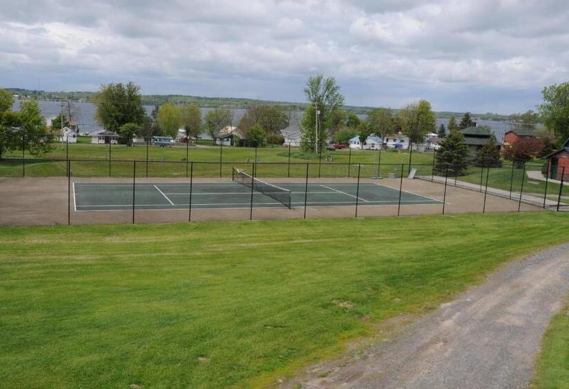 فندق Stone Fence Resort