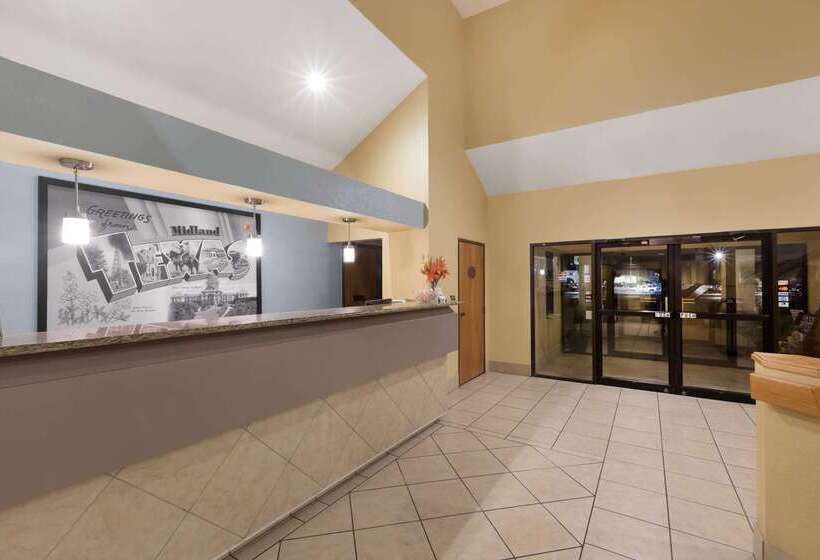 هتل Super 8 By Wyndham Midland